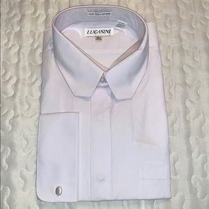 White Button Down Collard Shirt w/ Cuff Sleeves